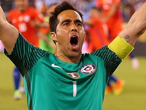 Barca xác nhận Bravo sắp về Man City