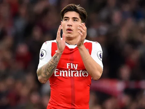 Bellerin khiến fan Arsenal sướng rơn
