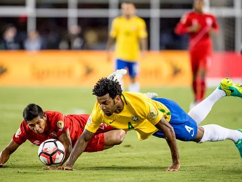 Cứ giữ Dunga, và Brazil sẽ chết