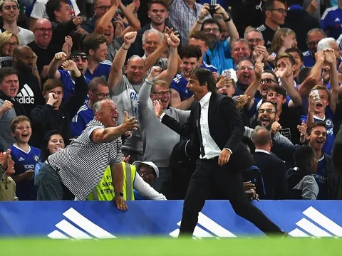 Buổi tối nghẹt thở của Conte