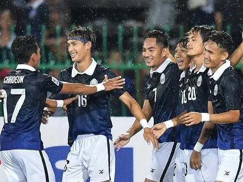 Campuchia đặt một chân vào vòng bảng AFF Cup 2016