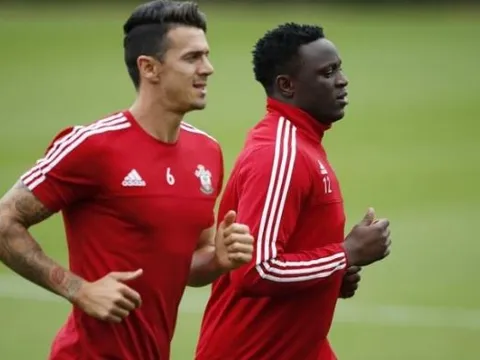 Sao Southampton đang 'tỏ tình' với Man United?