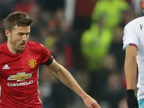 Carrick chốt tương lai tại Man Utd