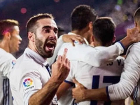 Carvajal ăn mừng khiếm nhã: Barca đợi công bằng từ chủ tịch Tebas