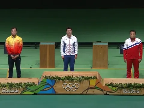 Tuột vàng tiếc nuối, Xuân Vinh vẫn tạo thêm cột mốc lịch sử ở Olympic