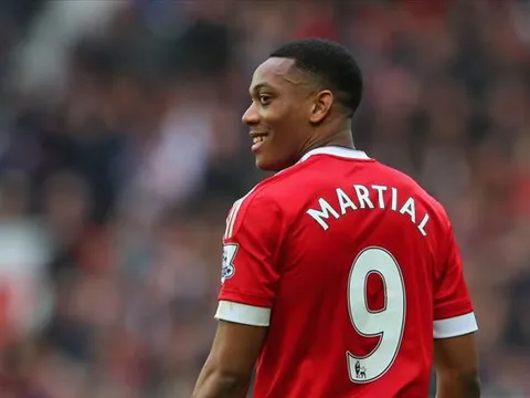 CĐV Arsenal kêu gọi Arsene Wenger mua Martial