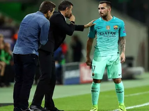 CĐV Valencia sẽ không buông tha Paco Alcacer
