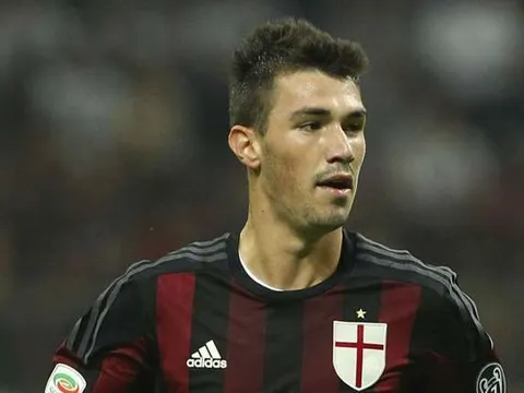 Chelsea chú ý, Milan chính thức lên tiếng về tương lai Romagnoli