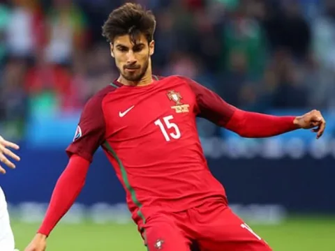 Điểm tin tối 17/06: Chelsea vung 32 triệu bảng “phá” M.U, Mourinho nhắm sao Wolfsburg