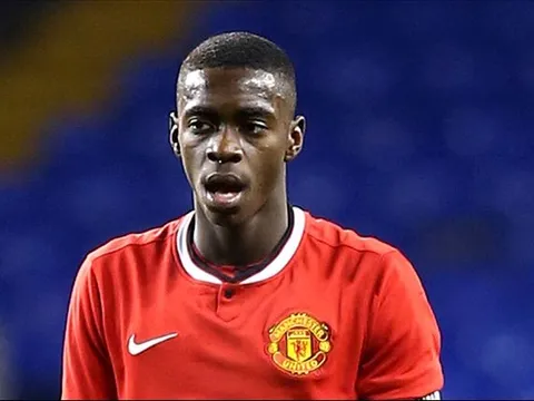 Chỉ 10 phút, Mourinho đã biết Tuanzebe là ai