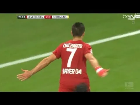 Chicharito lại ghi bàn giúp Leverkusen hạ Dortmund