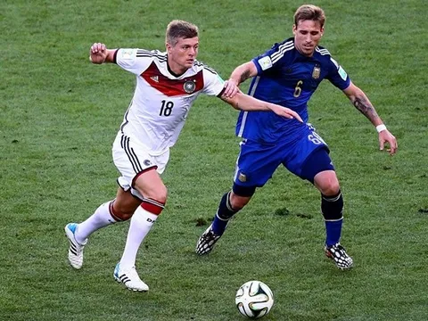 Choáng với thói quen dị của Toni Kroos