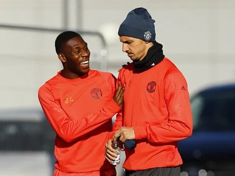 Chùm ảnh: Ibra lạnh lùng, Rooney cực 'hớn' trước đại chiến Fenerbahce