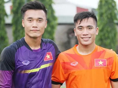 Chuyện cảm động về 2 anh em là linh hồn U19 Việt Nam
