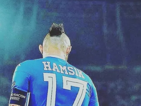 Chuyện Napoli: Bầu trời Naples vẫn xanh