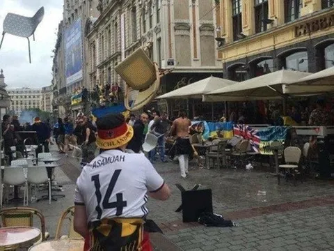 CĐV Đức và Ukraina đánh nhau, 2 người bị thương