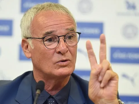 Claudio Ranieri giận dữ khi Leicester thành công ở Champions League