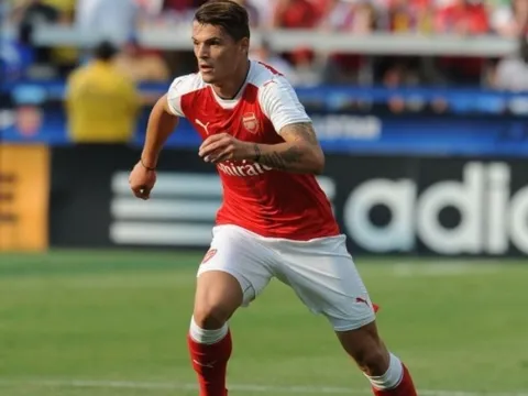 HLV Wenger nói gì về màn ra mắt của Granit Xhaka?