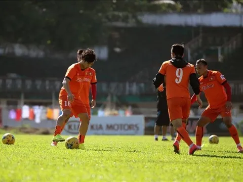 Công Phượng bị truyền thông quốc tế phớt lờ tại AFF Cup 2016