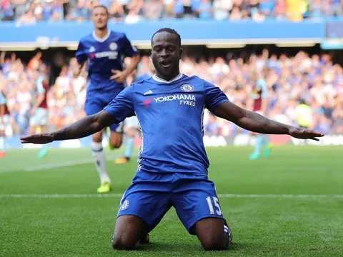 Conte 'chê' mắt nhìn người của Mourinho