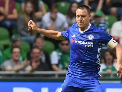 Conte khóc ròng vì chấn thương ở Chelsea