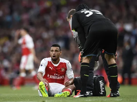 Coquelin dính chấn thương nghiêm trọng