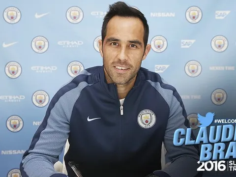 Man City chính thức công bố thương vụ Bravo