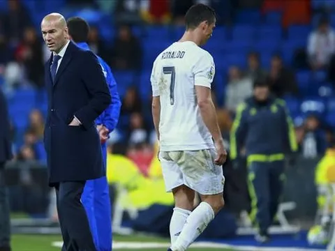 Chiếc giày Vàng 2016/17: Ronaldo khởi động chậm, Griezmann và Costa nhập cuộc