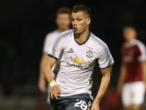 Crystal Palace giang tay đón sao Man Utd