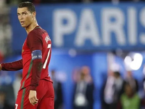 Cứ đá thế này, Cristiano Ronaldo sẽ lại thua Lionel Messi