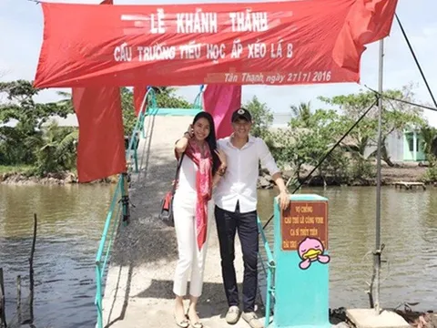 Vợ chồng Công Vinh xây cầu cho trẻ vùng sông nước