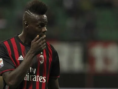 Đã có đội bóng chịu "cứu vớt" Balotelli