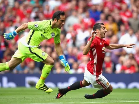 Đá tệ, Mkhitaryan và Lingard bị Mourinho trừng phạt thẳng tay