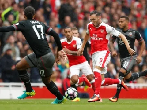 Đánh giá màn ra mắt Arsenal của Lucas Perez