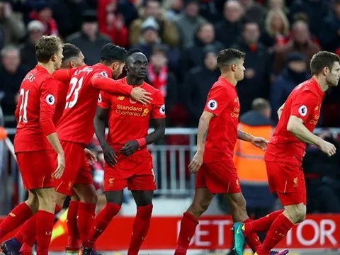 Đánh tennis trên Anfield, Liverpool độc chiếm ngôi đầu bảng