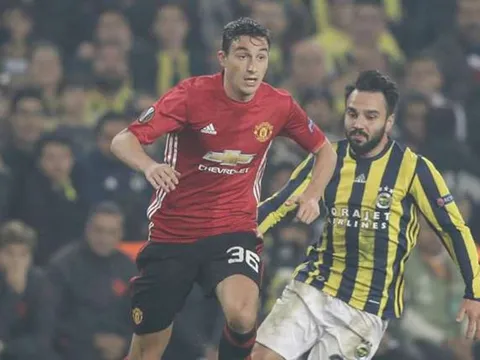 Darmian: Tôi không hiểu tại sao Mourinho không chọn tôi