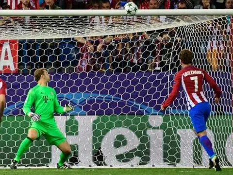 Diego Simeone nói gì khi Griezmann đá hỏng phạt đền?