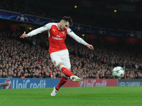 Điểm tin chiều 03/12: Mourinho lên tiếng đòi công bằng; Arsenal gặp khó ở hàng thủ