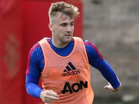 Điểm tin sáng 04/09: M.U nhận hung tin từ Luke Shaw; Sanchez tính đường đào tẩu khỏi Arsenal