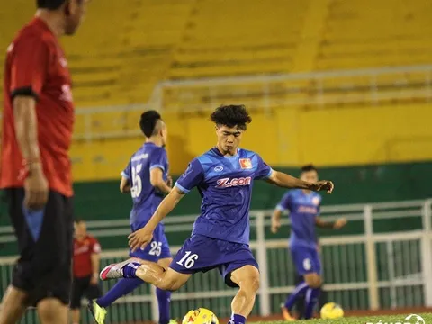Điểm tin sáng 05/10: HLV Hữu Thắng tập trung hàng công, sao trẻ Arsenal tiếp tục được nâng lương.