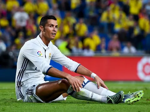 Điểm tin sáng 28/09: Cristiano Ronaldo có thể bị treo giò 3 trận, Big Sam chính thức rời tuyển Anh