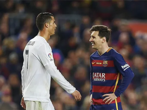 Điểm tin tối 14/10: Messi và Ronaldo là người ngoài hành tinh, Wenger bị tố thất hứa