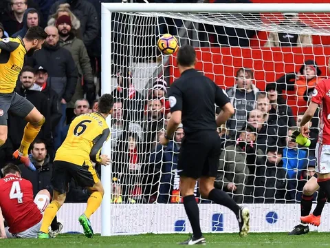 Điều không thường thấy ở Arsenal