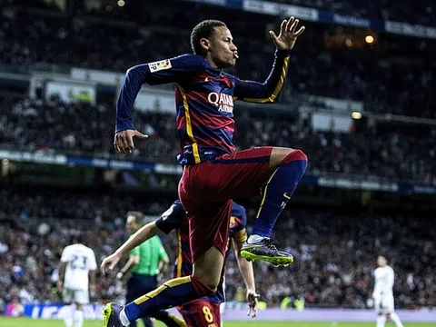 Đôi chân "ma thuật" của Neymar