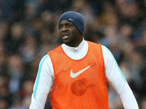 Đối đầu Swansea, Pep "triệu hồi" Yaya Toure