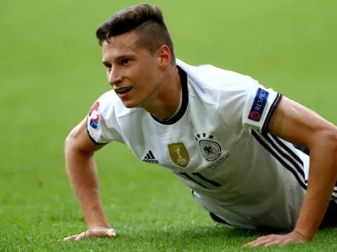 Đòi ra đi, Draxler bị Wolfsburg "dằn mặt"