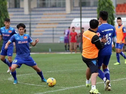 ĐT Việt Nam tràn đầy hưng phấn trong buổi tập đầu tiên tại Hà Nội