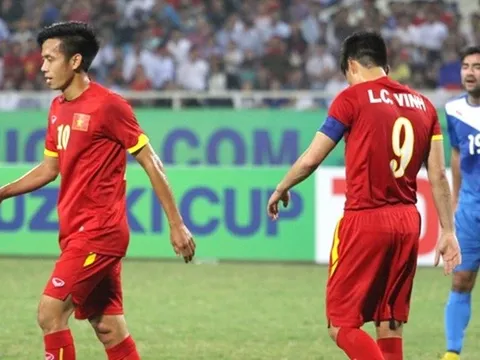 ĐTVN: Cuộc chiến giữa Công Vinh và Văn Quyết