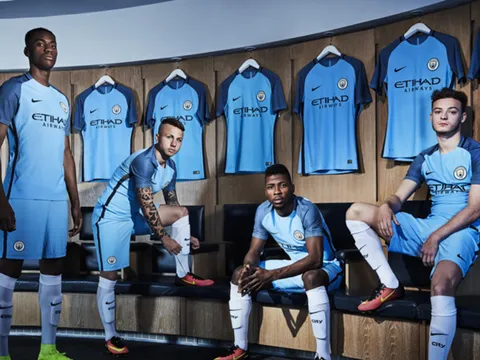 Man City ra mắt áo đấu mới cực ngầu