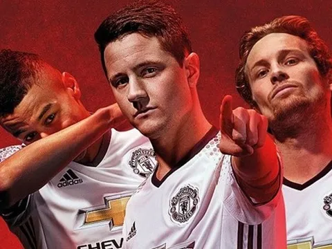 Chùm ảnh: Áo đấu thứ 3 cực ngầu của Man Utd